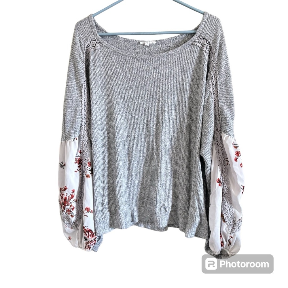 Maurice’s Floral Top 3X EUC